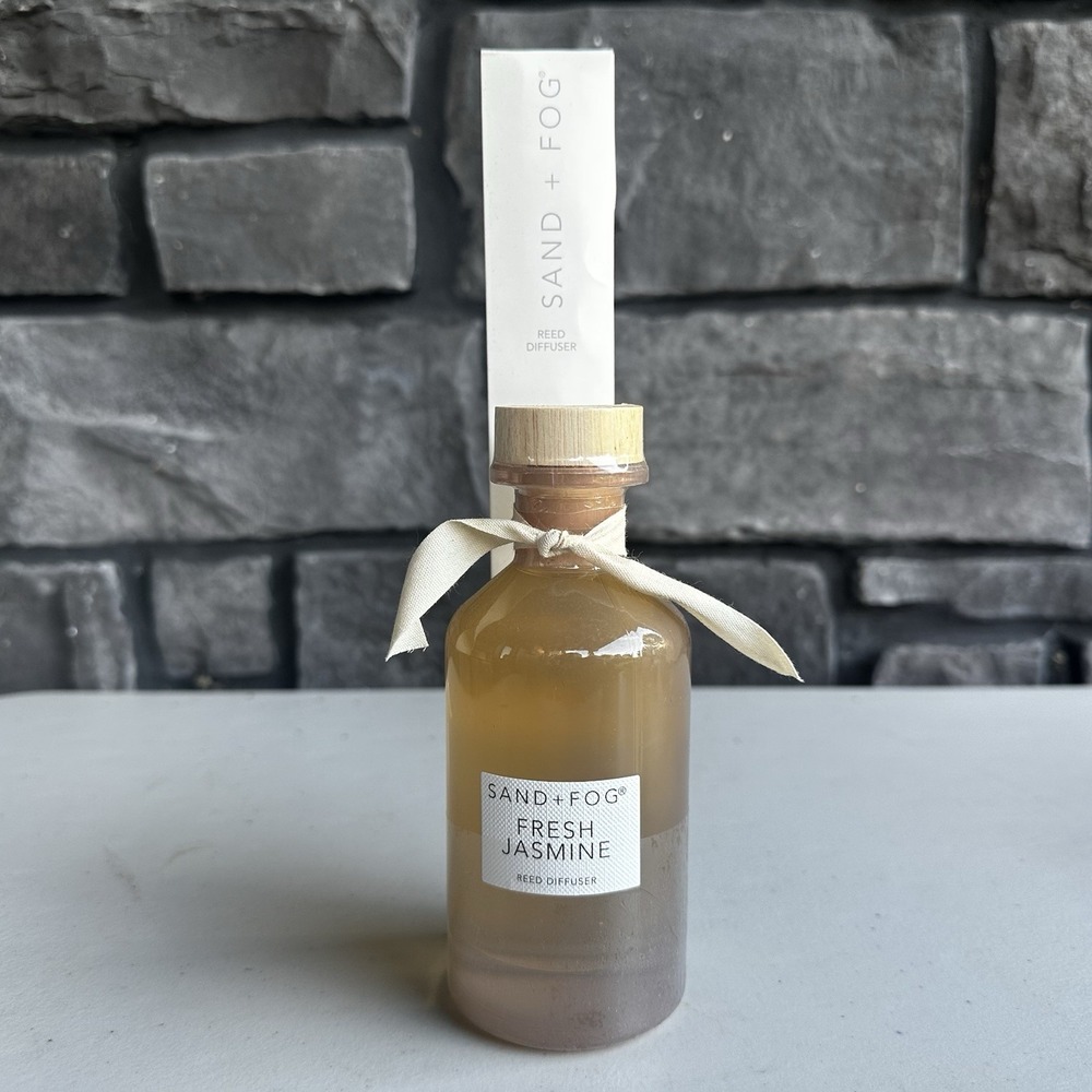 Sand & Fog Fresh Jasmine Reed Diffuser Bottle With Bamboo Reeds 180 mL - NEW